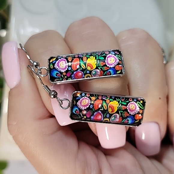 Polish Folk Art Cabochon Style Drop Earrings - Picture 3 of 6